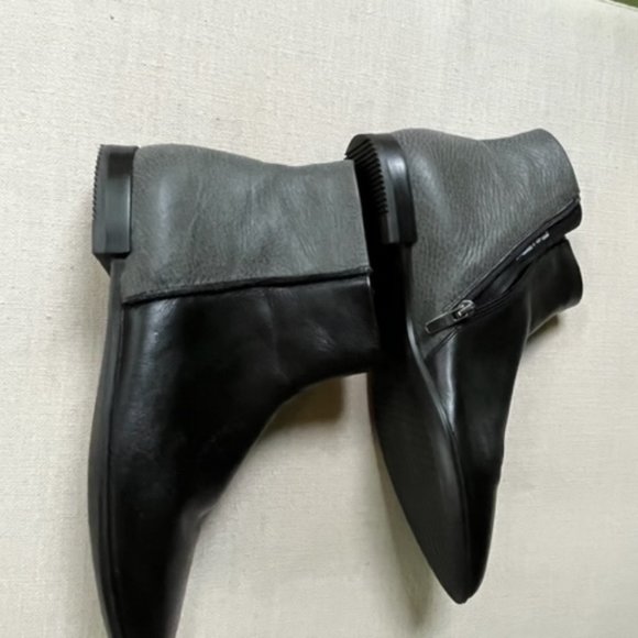 Womens Ecco Two-toned Boots - Picture 3 of 7